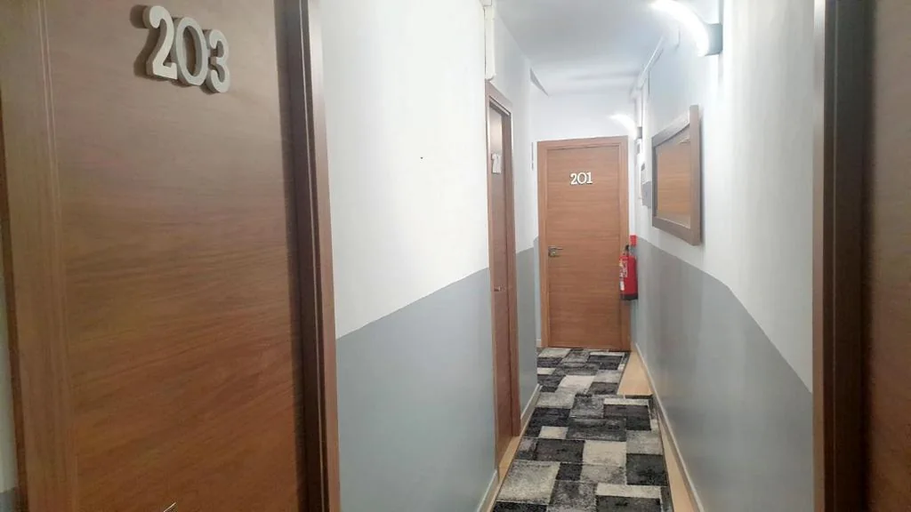 Camera doppia - 1 o 2 letti — Pensión Casa Mika