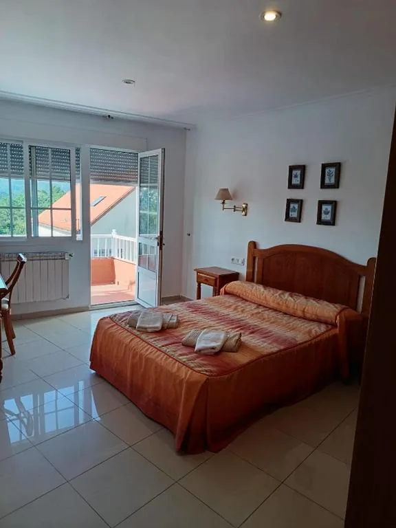 Chambre double avec terrasse — Pensión Casa Pachín