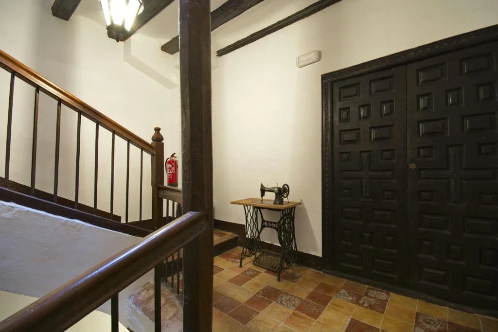 Quarto Quádruplo com varanda — Pension Casa Pinilla