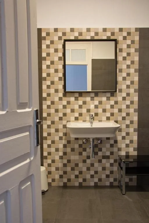 Quarto Standard com casa de banho partilhada - 2 camas — Pension Casa Pinilla