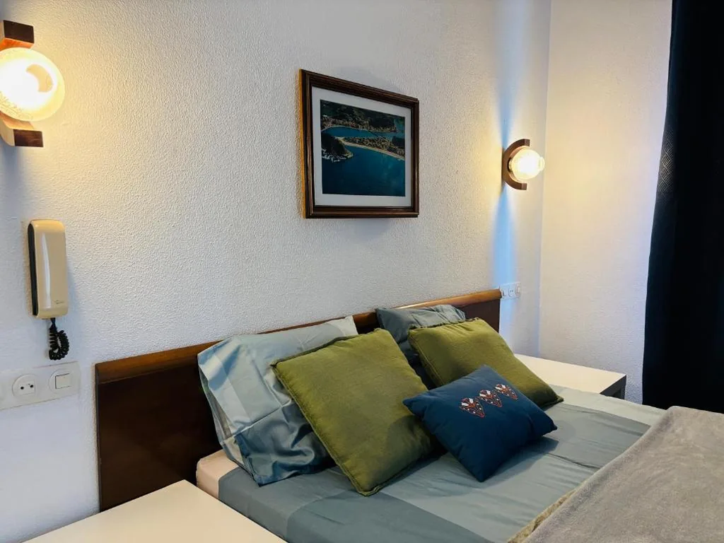 Standard-Doppelzimmer — Pension Casín