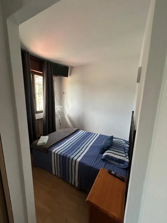 Einzelzimmer — Pension Casín