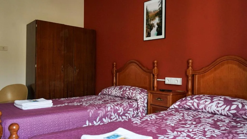 Camera doppia con bagno privato — Pensión Castro Parrillada