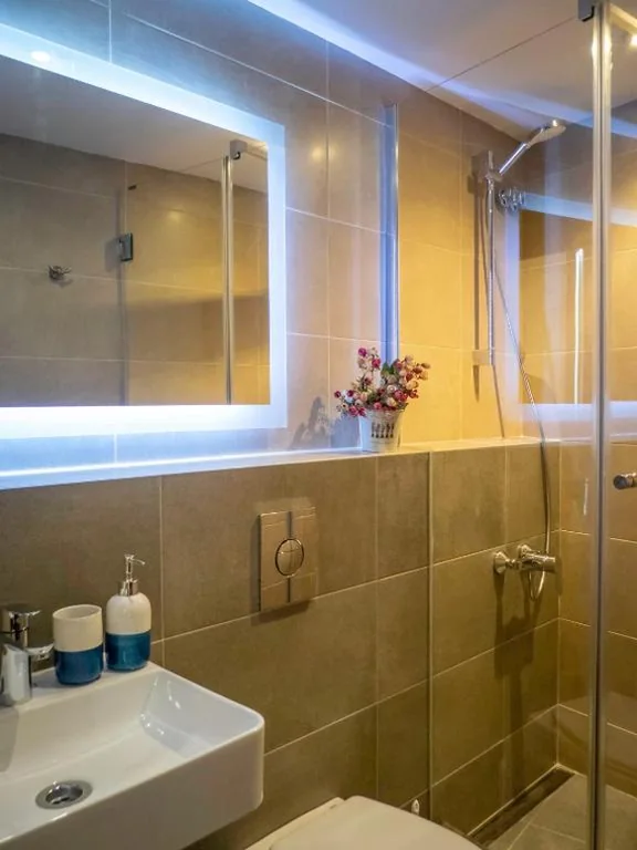 Interior Single Room with Private Bathroom — Pension Ciudadela