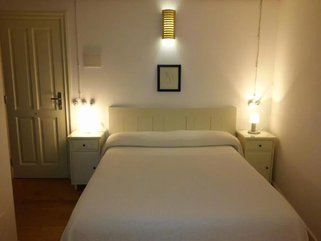 Habitación Doble con baño privado — Pensión con Encanto San Martiño Pinario