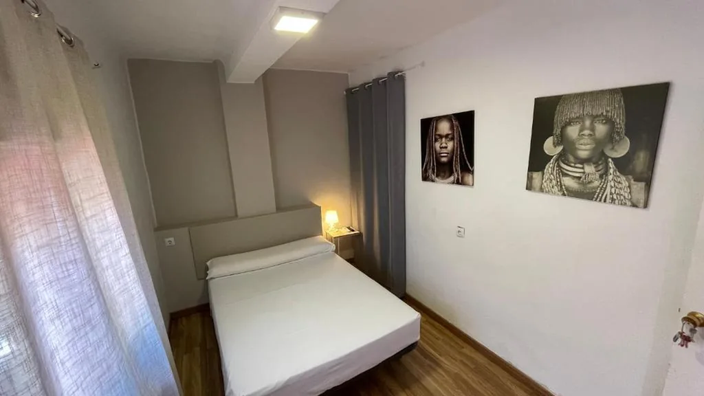 Camera doppia Superior con bagno in comune — Pensión Duquesa Bed & Breakfast