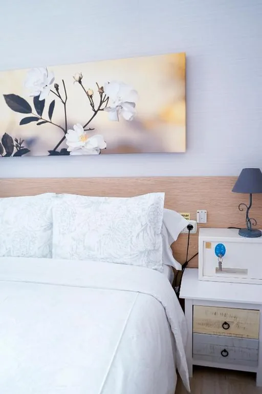 Habitación Individual con baño privado — Pensión Easo