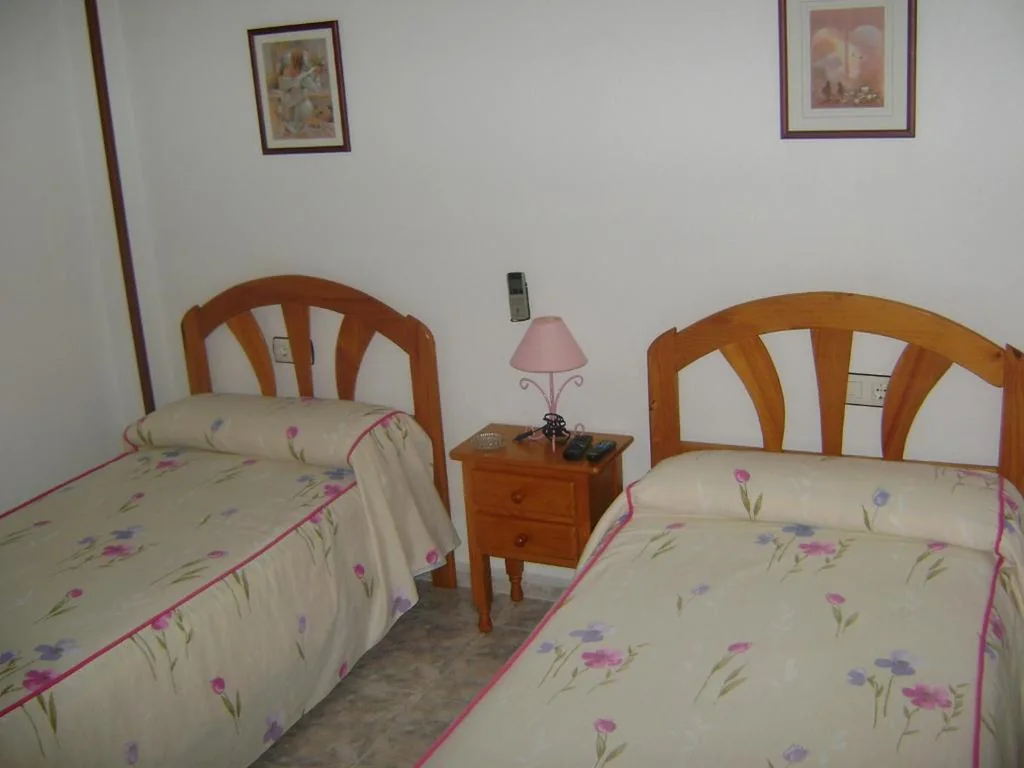 Chambre double - 1 ou 2 lits — Pensión Egea II
