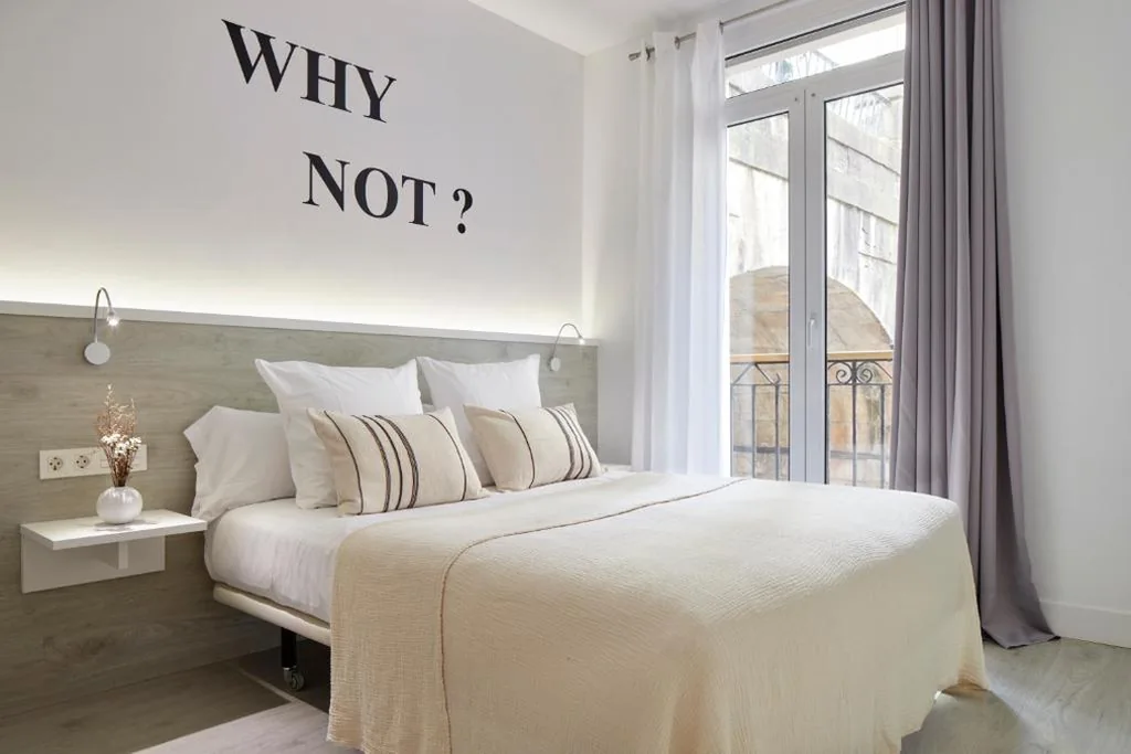 Habitación Doble con baño compartido — Pension El Puerto