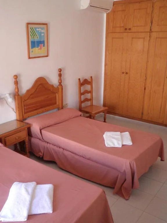 Habitación Doble - 1 o 2 camas — Pensión Felipe
