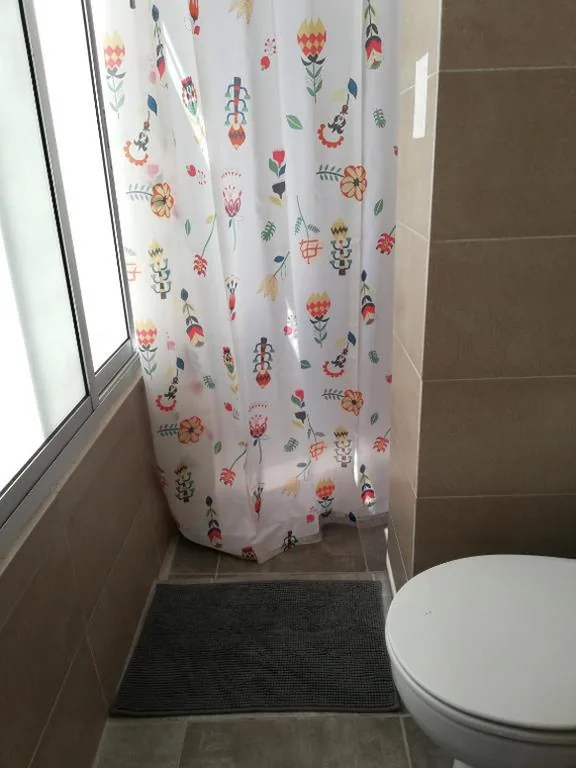 Habitación Cuádruple con baño — Pensión Fortea