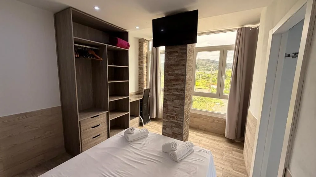Pension GAZTELUGATXE