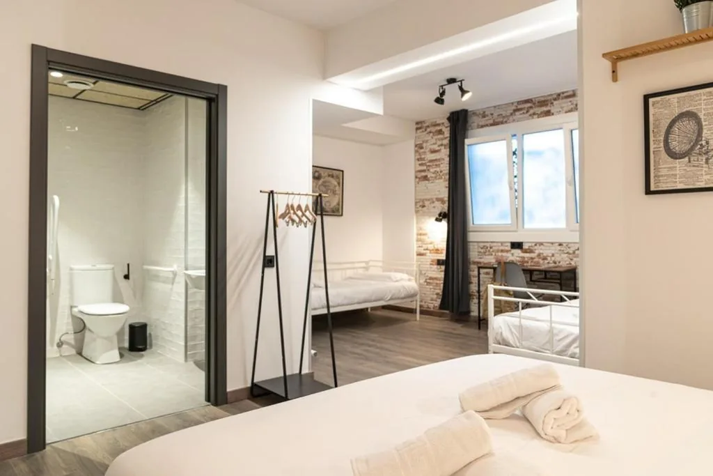 Vierbettzimmer — Pension H30 SALCES Self check in Licencia HBI01292