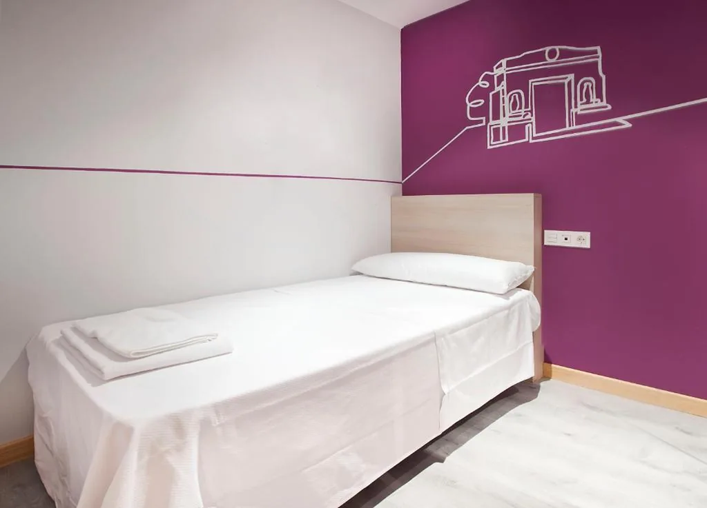 Camera singola con bagno — Pensión Herradores