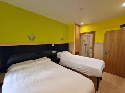 Pension Izar Bat Guesthouse - Self Check-in — foto 11