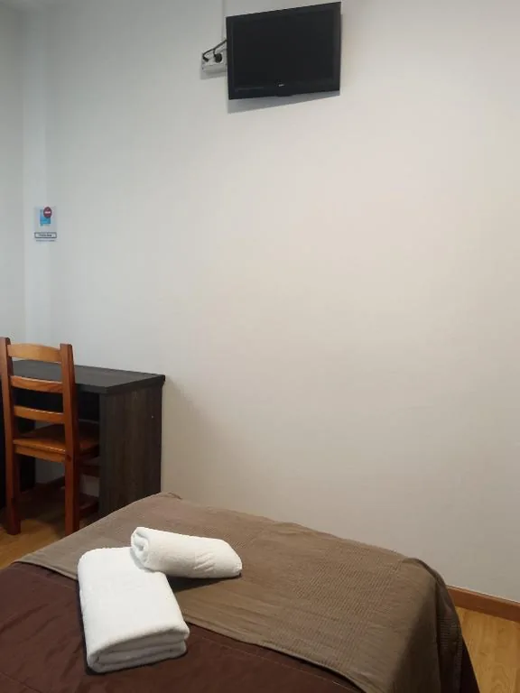 Twin Room — Pensión KM66 Palas de Rei