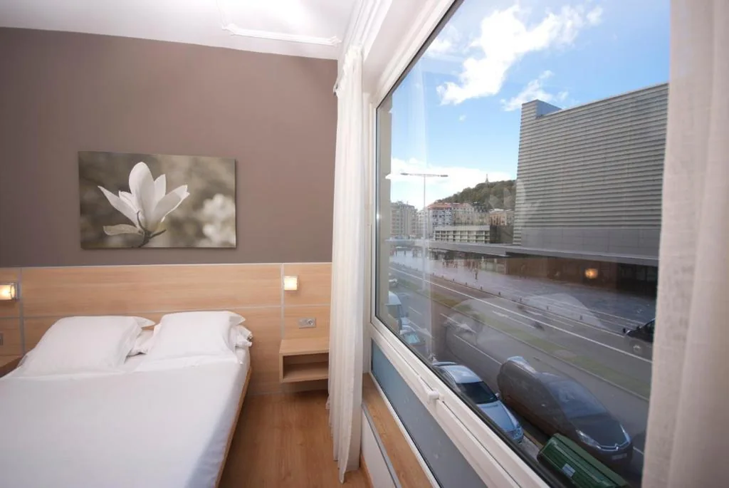 Doppelzimmer außen – 1 oder 2 Betten — Pension Kursaal