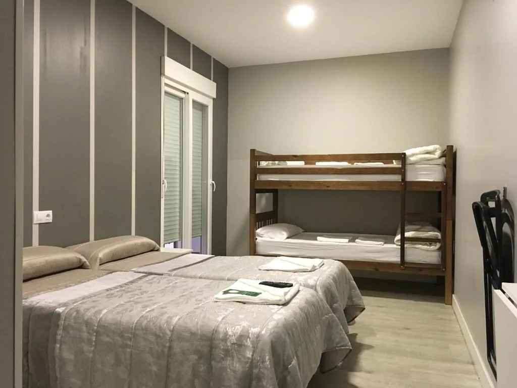 Pensión La Bilbaina - Albergue Logroño