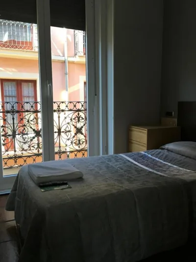 Pensión La Bilbaina - Albergue Logroño — 写真 10