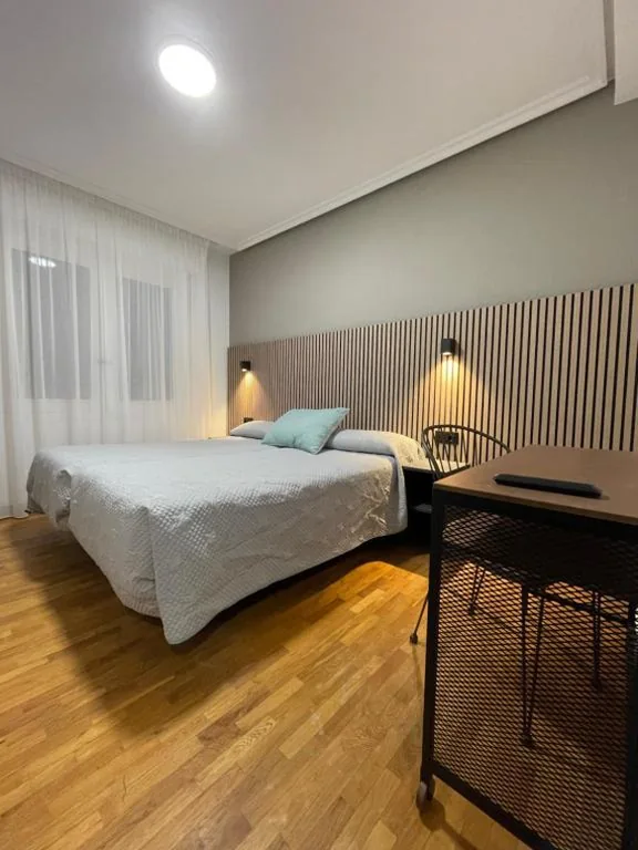 Dreibettzimmer — Pensión La Encina