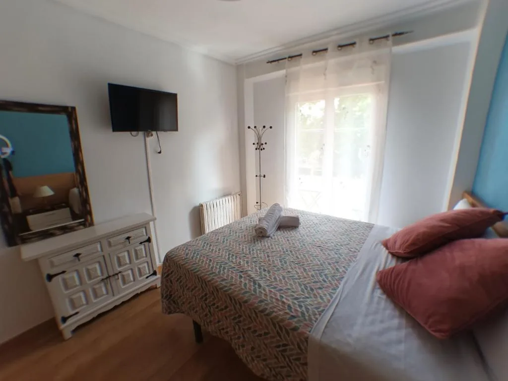Camera doppia con bagno in comune — Pensión La Estación