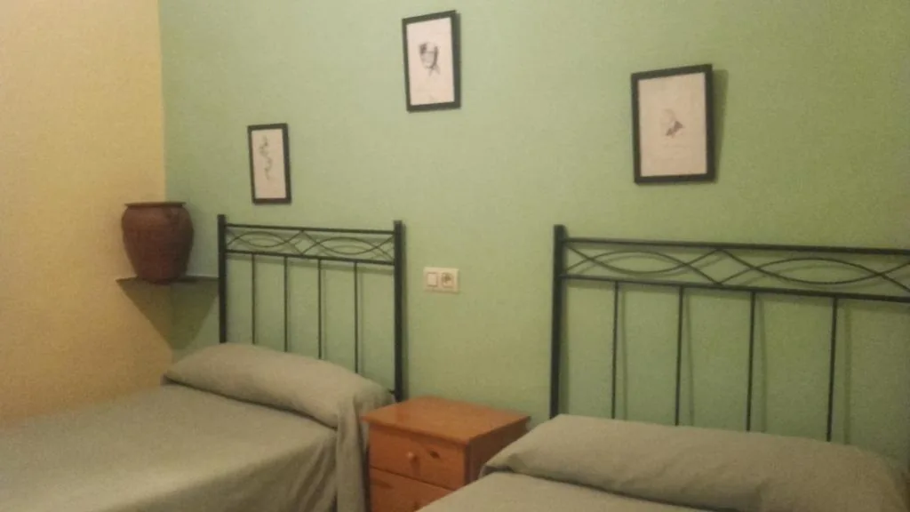 Klassisches Familienzimmer — Pensión La Fuente