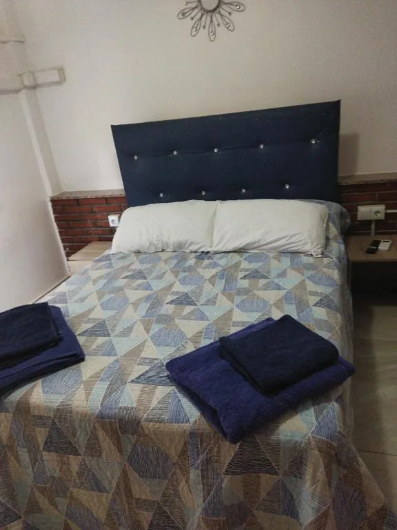 Standard-Doppelzimmer mit Gemeinschaftsbad — Pension La Lambra Azul