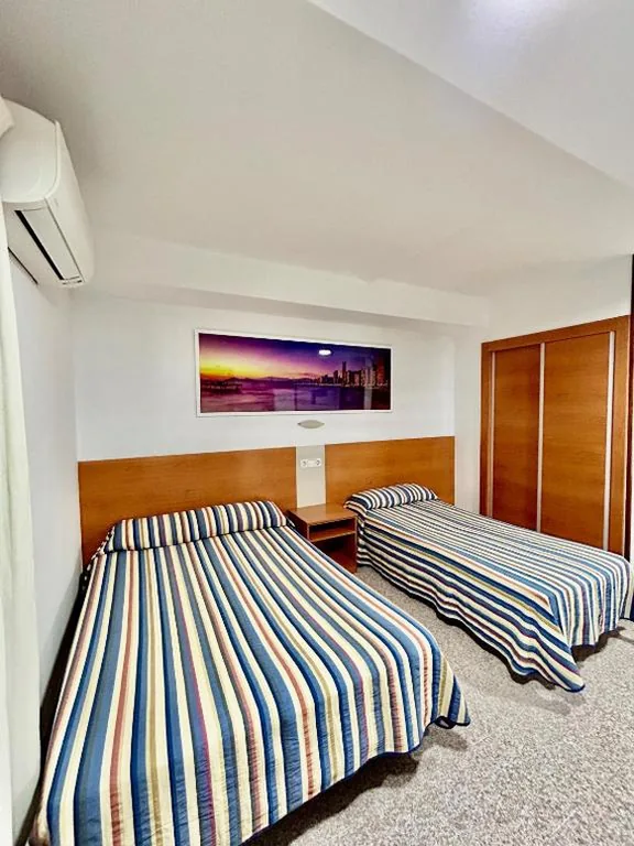 ファミリールーム — Pensión La Orozca Benidorm