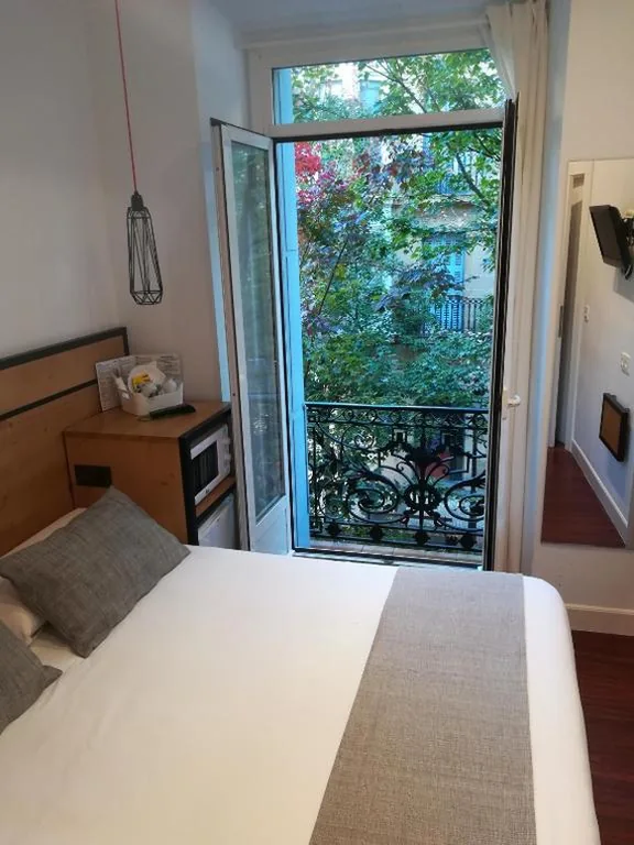 Günstiges Doppelzimmer — Pensión La Perla