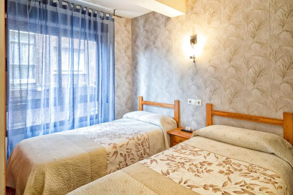 ツインルーム — Pension La Playa