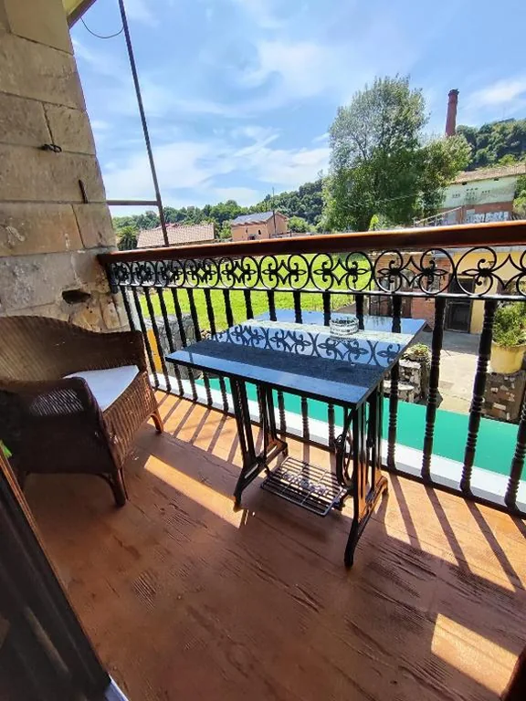 Quarto Duplo com casa de banho privativa — Pensión Los Pasiegos