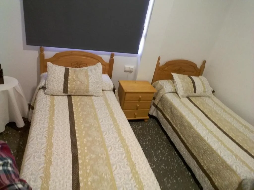 Habitación Doble — Pensíon Lucia
