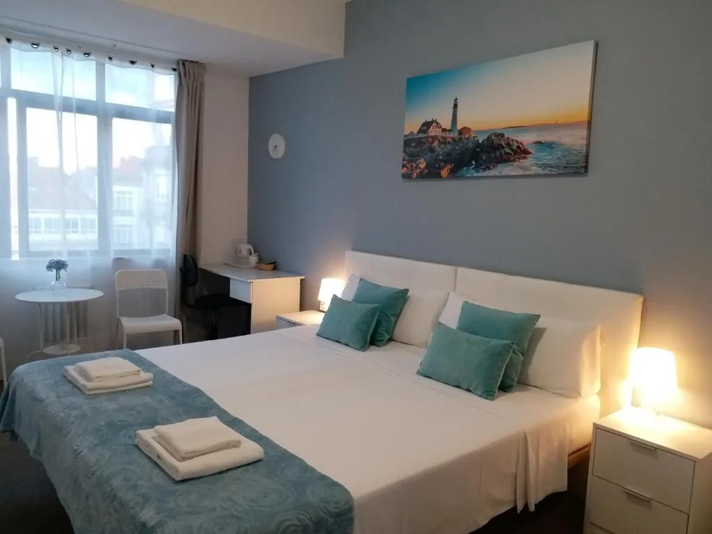 Doppelzimmer mit Gartenblick – 2 Betten — Pensión Mar Azul