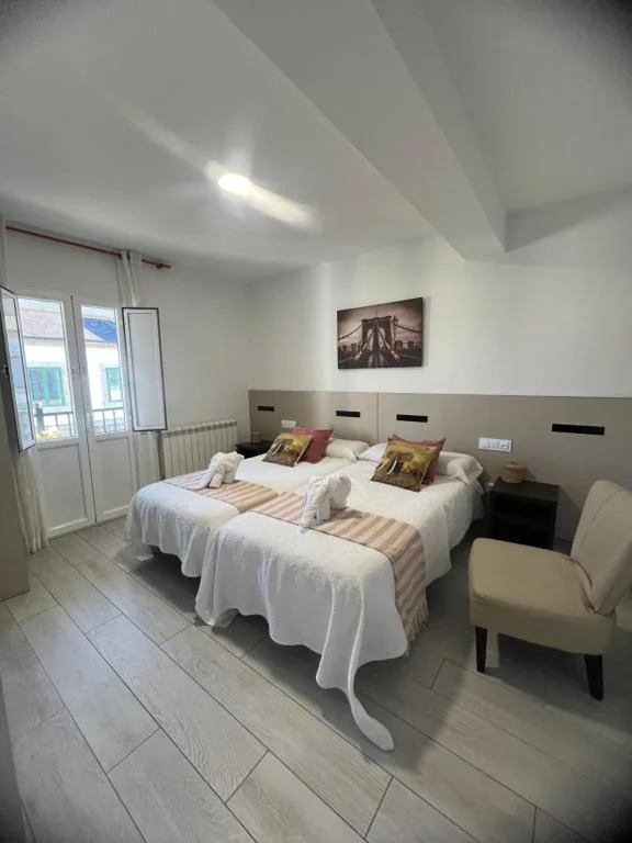 Doppelzimmer mit Balkon — Pensión Mar