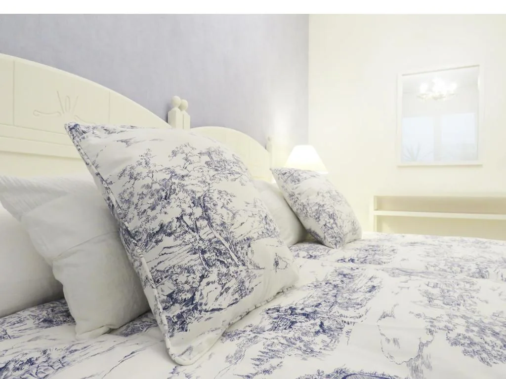 Camera doppia con bagno privato - 2 letti — Pension Mayte