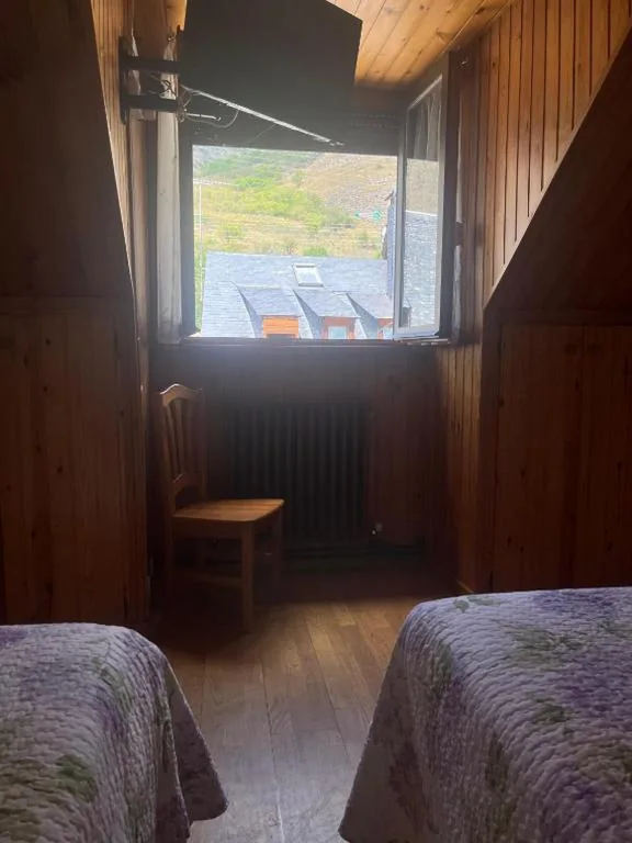 Habitación Doble Estándar - 2 camas — Pensión Montarto