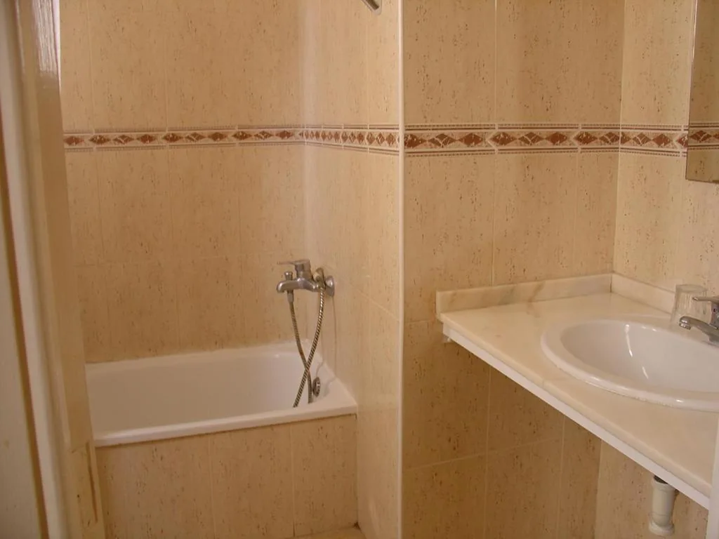 Tweepersoonskamer met eigen badkamer - 1 of 2 bedden — Pension Mova