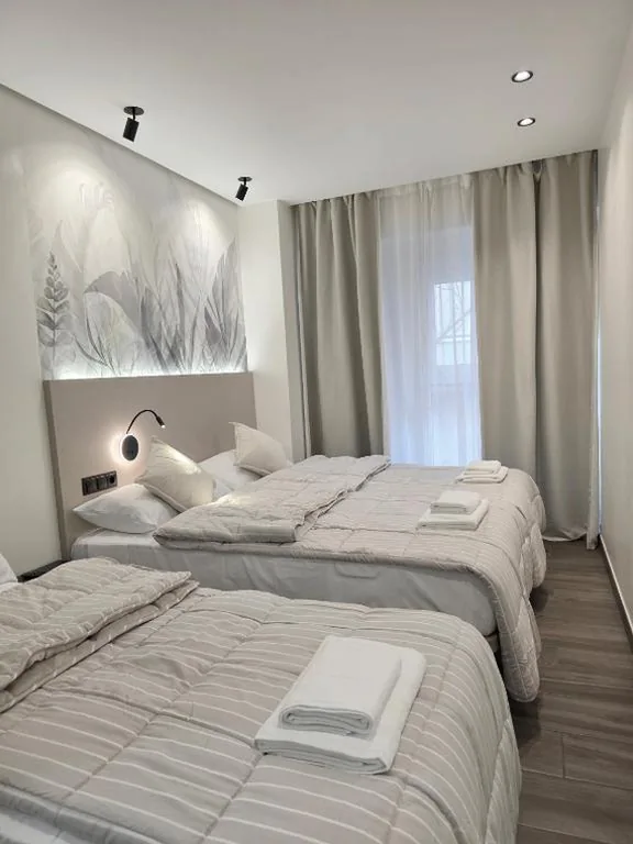 Camera tripla — Pension Oasis Alicante