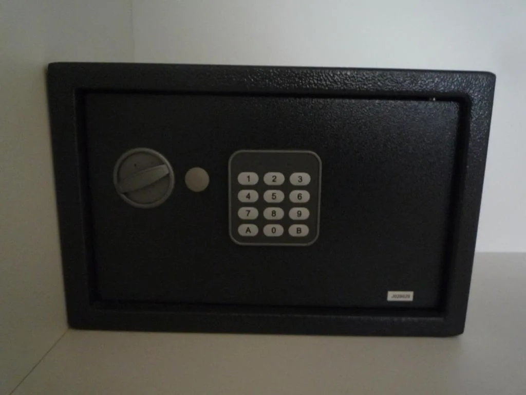 Camera doppia con 2 letti - senza servizio di pulizia giornaliero — Pension Ondarra Autocheck-In
