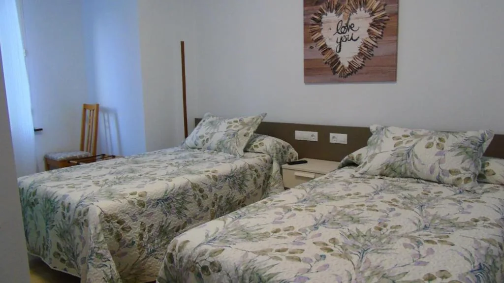 Habitación Doble - 2 camas — PENSION OVIEDO