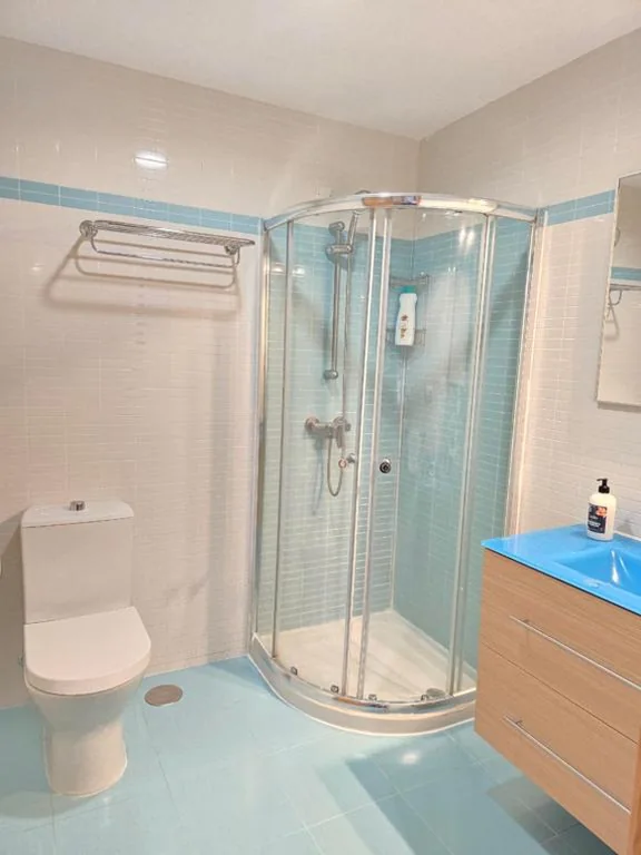 Camera doppia con bagno in comune - 2 letti — Pensión Pedrouzo