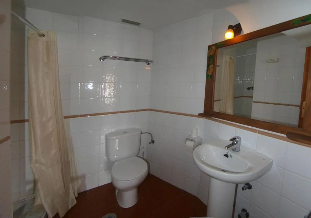 Double Room — Pensión Plaza del Ayuntamiento
