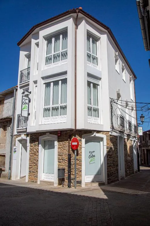 Chambre double avec salle de bains privative — Pensión Praza das Coles