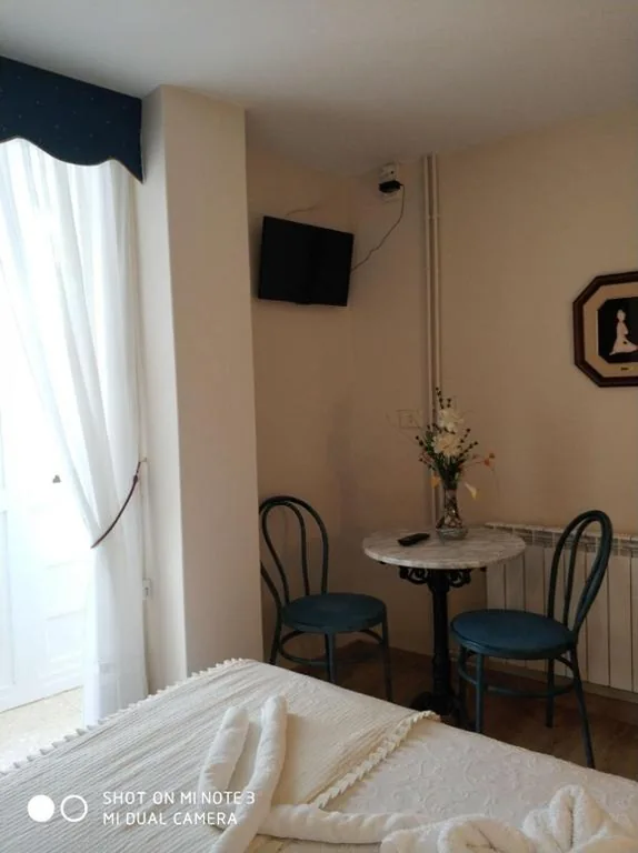 Habitación Cuádruple con terraza — Pensión Pura