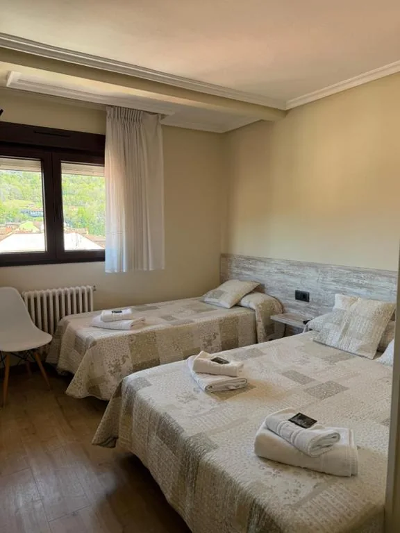 Doppelzimmer – 1 oder 2 Betten — Pension Reconquista