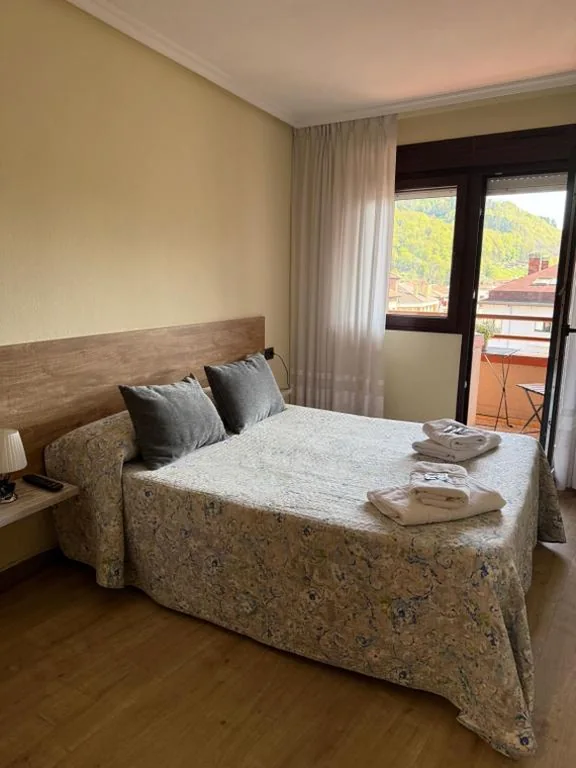 Doppelzimmer mit Terrasse — Pension Reconquista