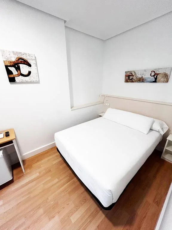 Habitación Doble con balcón — Pensión Régil