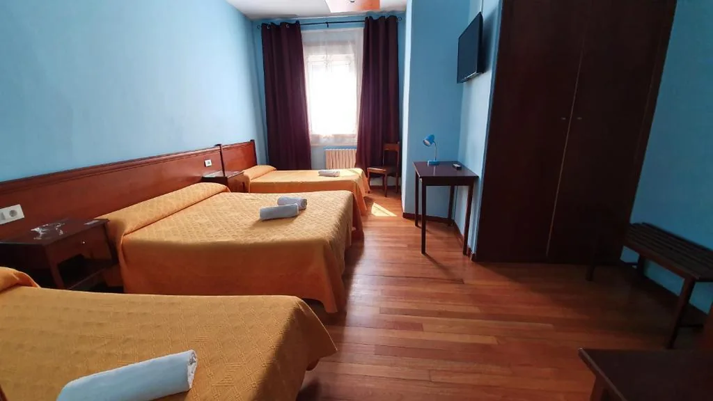Quarto Triplo — Pensión Residencia Buenos Aires