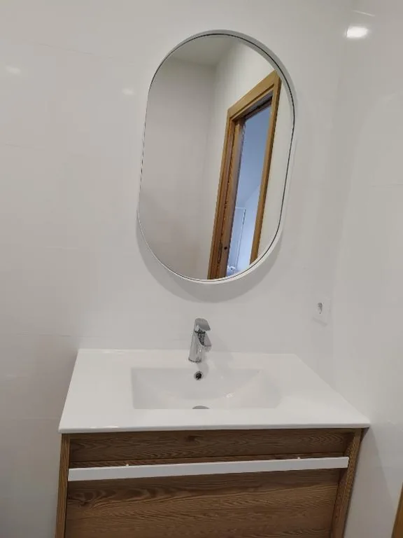 Vierbettzimmer mit eigenem Bad — Pensión Residencial Platas