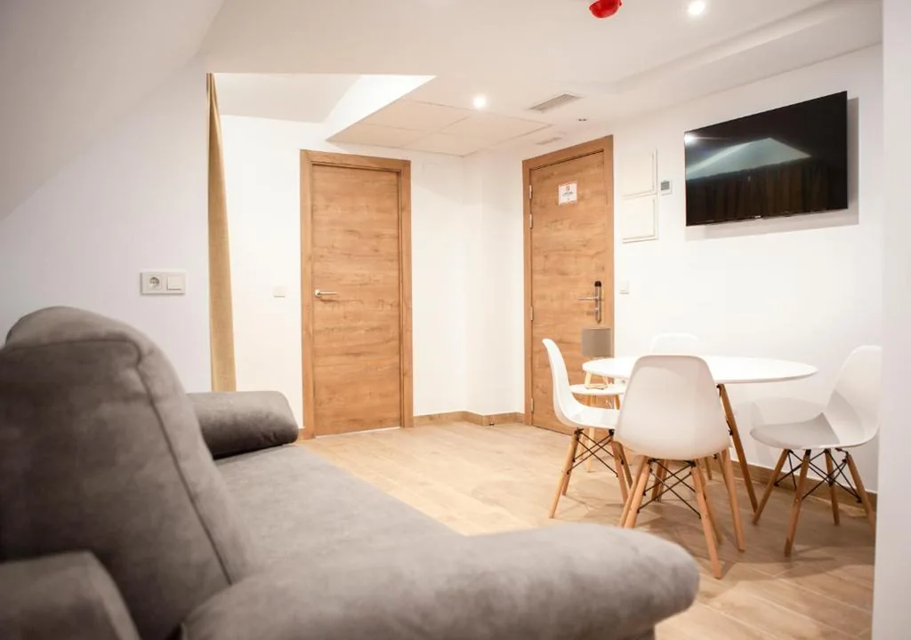 アパートメント — PENSION RESTAURANTE ANGEL